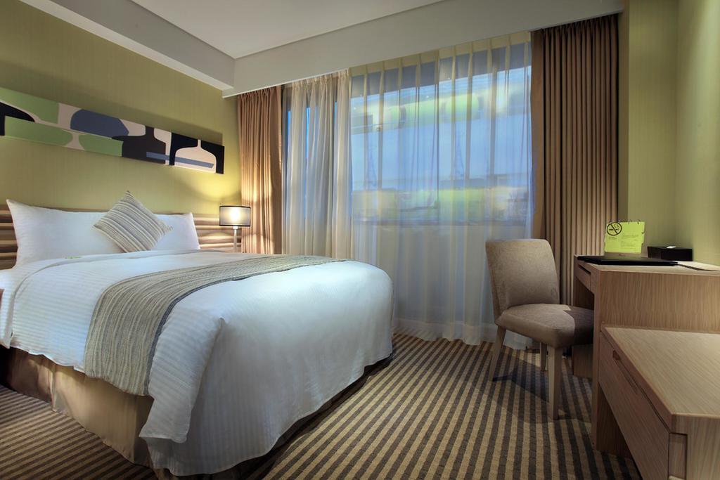 Park City Hotel Central Тайчжун Экстерьер фото